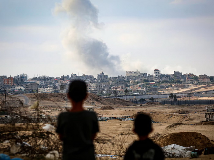 800.000 ljudi pobjeglo iz Rafaha, dok Izrael nastavlja s napadima širom Gaze