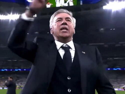 Ancelotti u zanosu pjeva Realovu himnu nakon ludog prolaska u finale