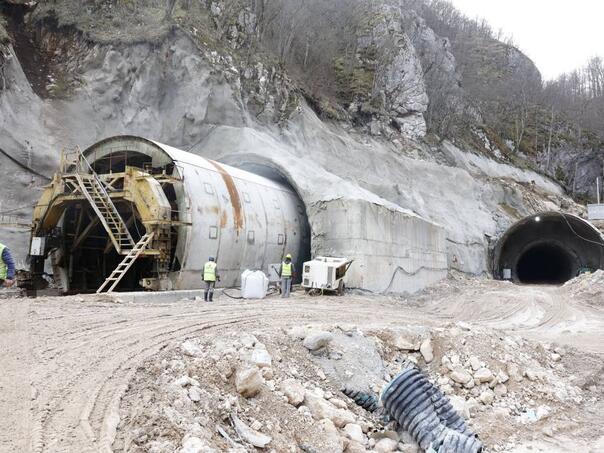 143 miliona KM za putnu infrastrukturu i izgradnju cesta