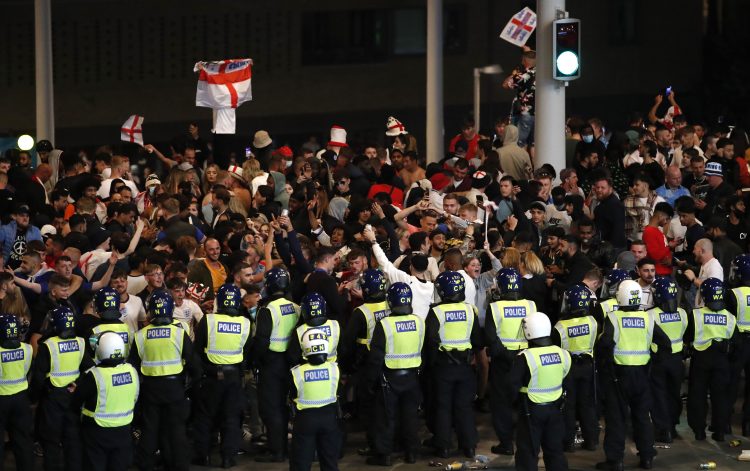19 policajaca povrijeđeno u vrijeme finala Italija-Engleska