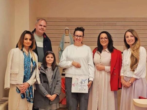 "40 dana za život Mostar" podržala akciju 'Otvori knjigu, zatvori ekran' donacijom slikovnica