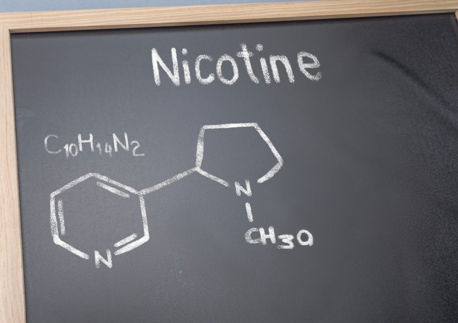 Pet najčešćih mitova o nikotinu koje nauka demantuje