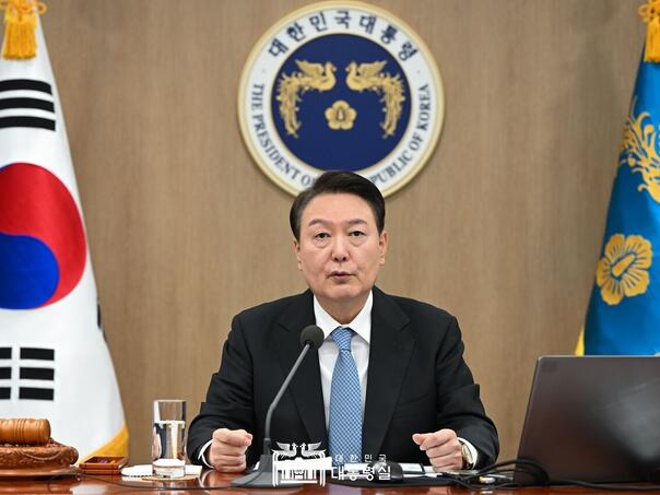 70 posto Južnokorejaca za opoziv predsjednika nakon pokušaja vojne uprave