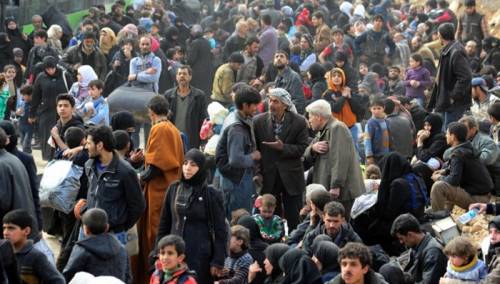 700.000 raseljenih iz Idliba je u pokretu prema turskoj granici