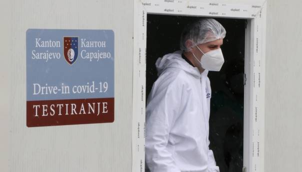 824 novozaražena u Sarajevu, preminulo devet pacijenata