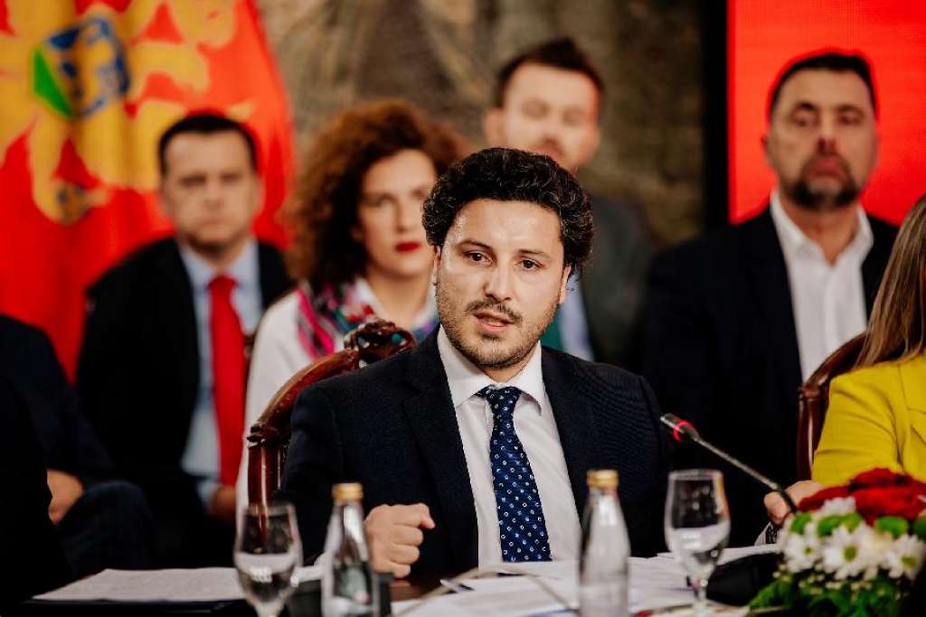 Abazović demantira navode o nabavci kriptovanih telefona