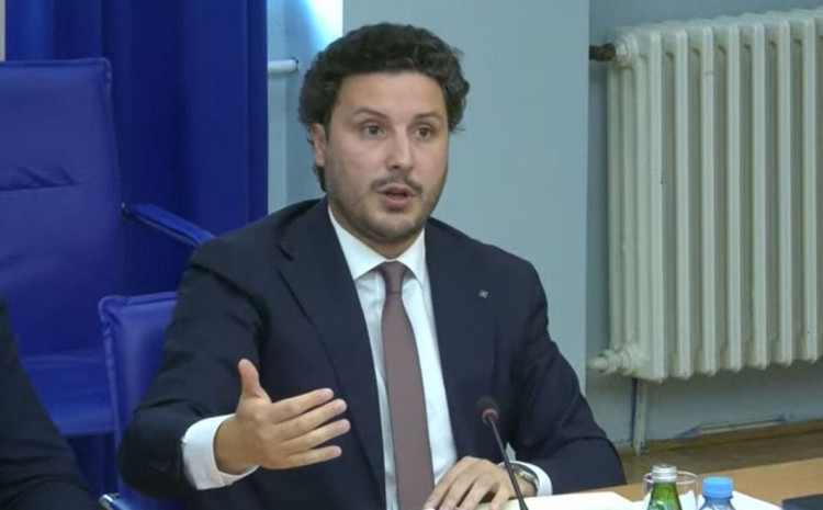 Abazović: Logično da parlamentarni i predsjednički izbori budu održani istovremeno