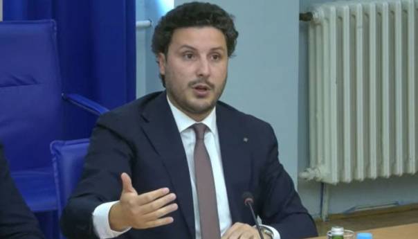Abazović: Logično da parlamentarni i predsjednički izbori budu održani istovremeno