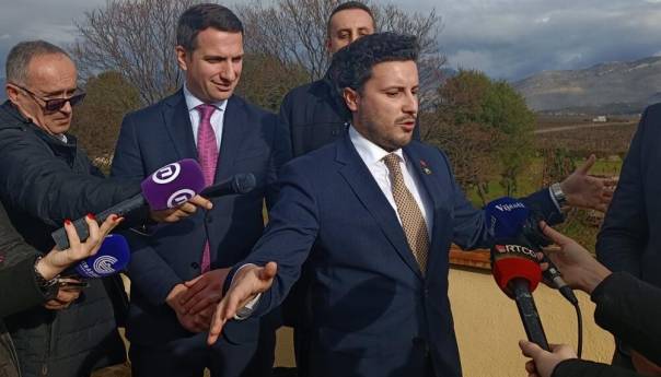 Abazović: Naravno da neću smijeniti Kovača i Damjanovića, rekli su da podržavaju ustavno uređenje BiH