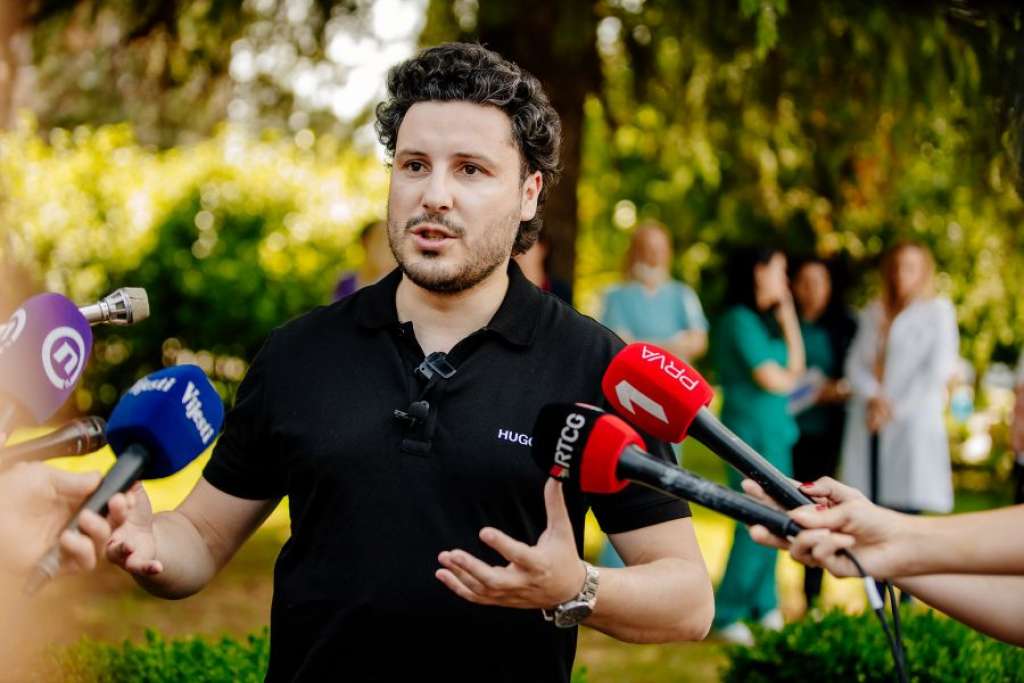 Abazović predvodi izaslanstvo crnogorske vlade na obilježavanje godišnjice genocida