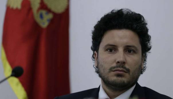 Abazović: Škole mogu nastaviti s radom