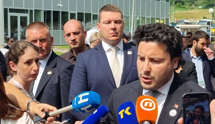 Abazović: Vrijeme da svi prihvate istinu, genocid ne smije biti negiran