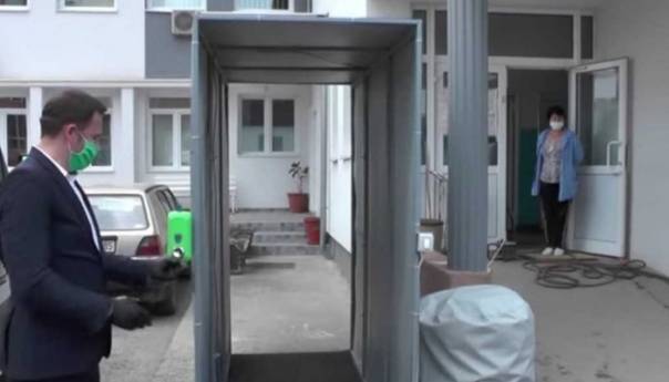 Absolute group iz Travnika donira dezinfekcione tunele širom BiH