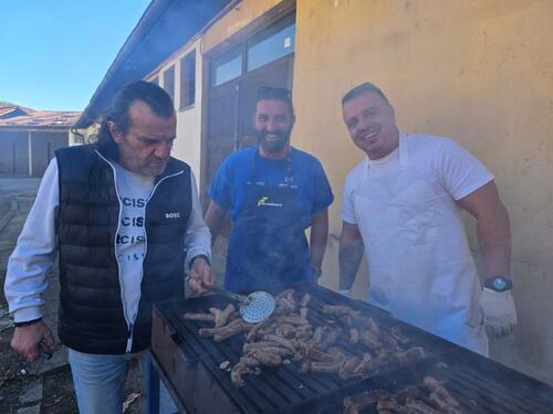 Aca Lukas iznenadio štićenike Zavoda Pazarić