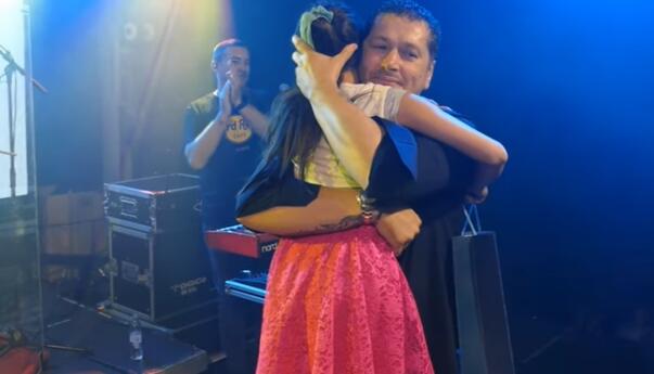 Aci Pejoviću na koncert u Vitez došla djevojčica kojoj je spasio život