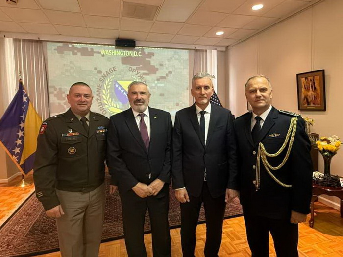 Ademović: Oružane snage BiH su naš ponos i temelj sigurnosti i stabilnosti naše države