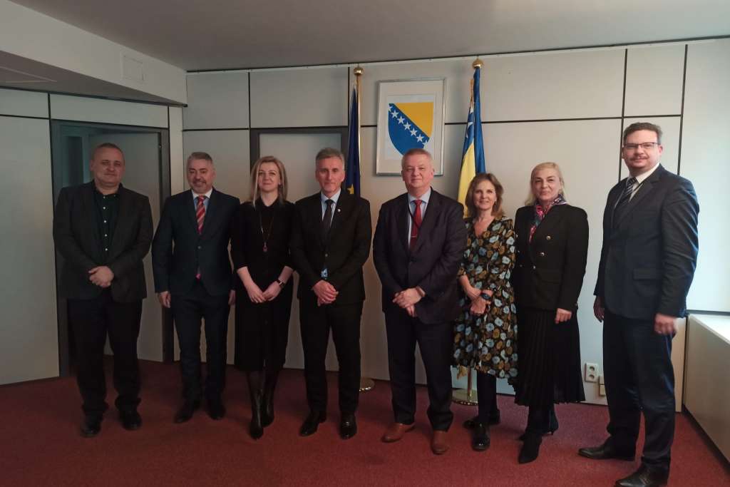 Ademović posjetio Misiju BiH pri Evropskoj uniji u Briselu