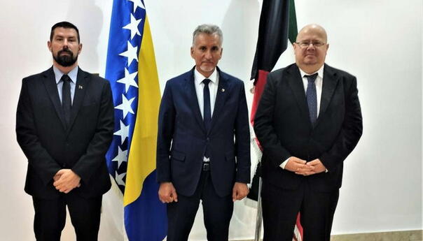 Ademović u posjeti Ambasadi BiH u Kuvajtu