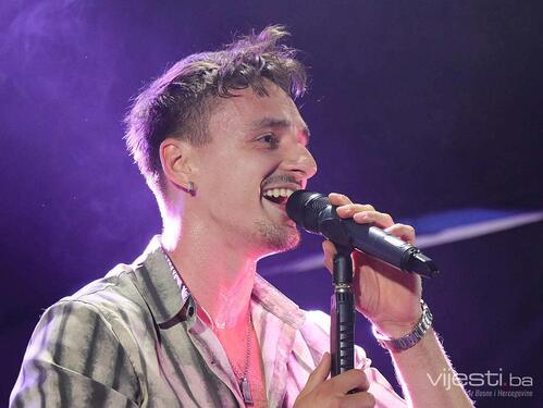 Adi Šoše rasplesao publiku na Vilsonovom šetalištu