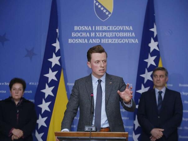 Adis Ahmetović traži obustavu izvoza njemačkog oružja Izraelu