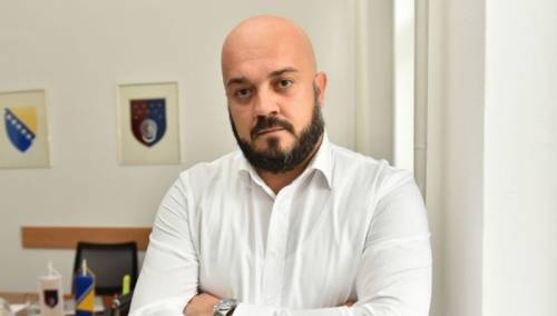 Adnan Šteta nije dodijelio niti potpisao ugovor za izgradnju tramvajskih stajališta