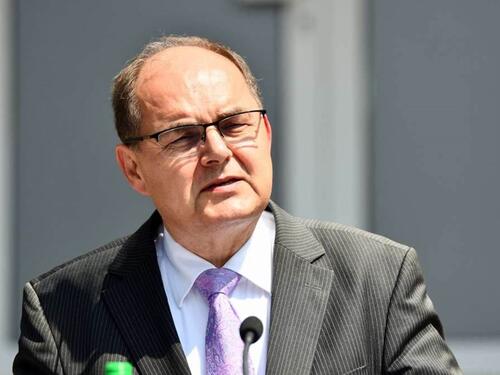 Advokat iz Italije u RS: Ubrzo postupak protiv Schmidta