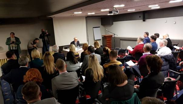 Advokati traže od ministarstva pravde FBiH da povuče Prijedlog o izmjenama Zakona o advokaturi