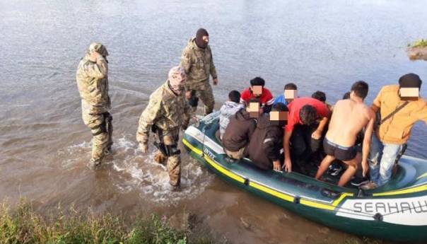 Afganistanac prebacivao čamcem migrante iz Srbije u BiH