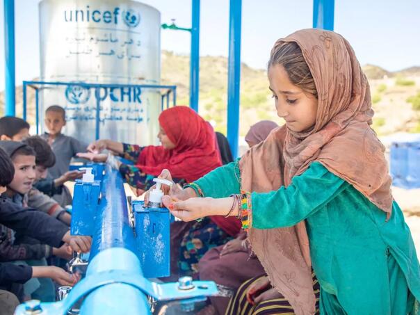 Afganistanska djeca umiru zbog prekida američke pomoći, upozorava humanitarna agencija