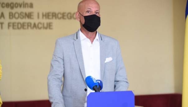 Ahmed Džubur dao ostavku na čelu DF-a HNK