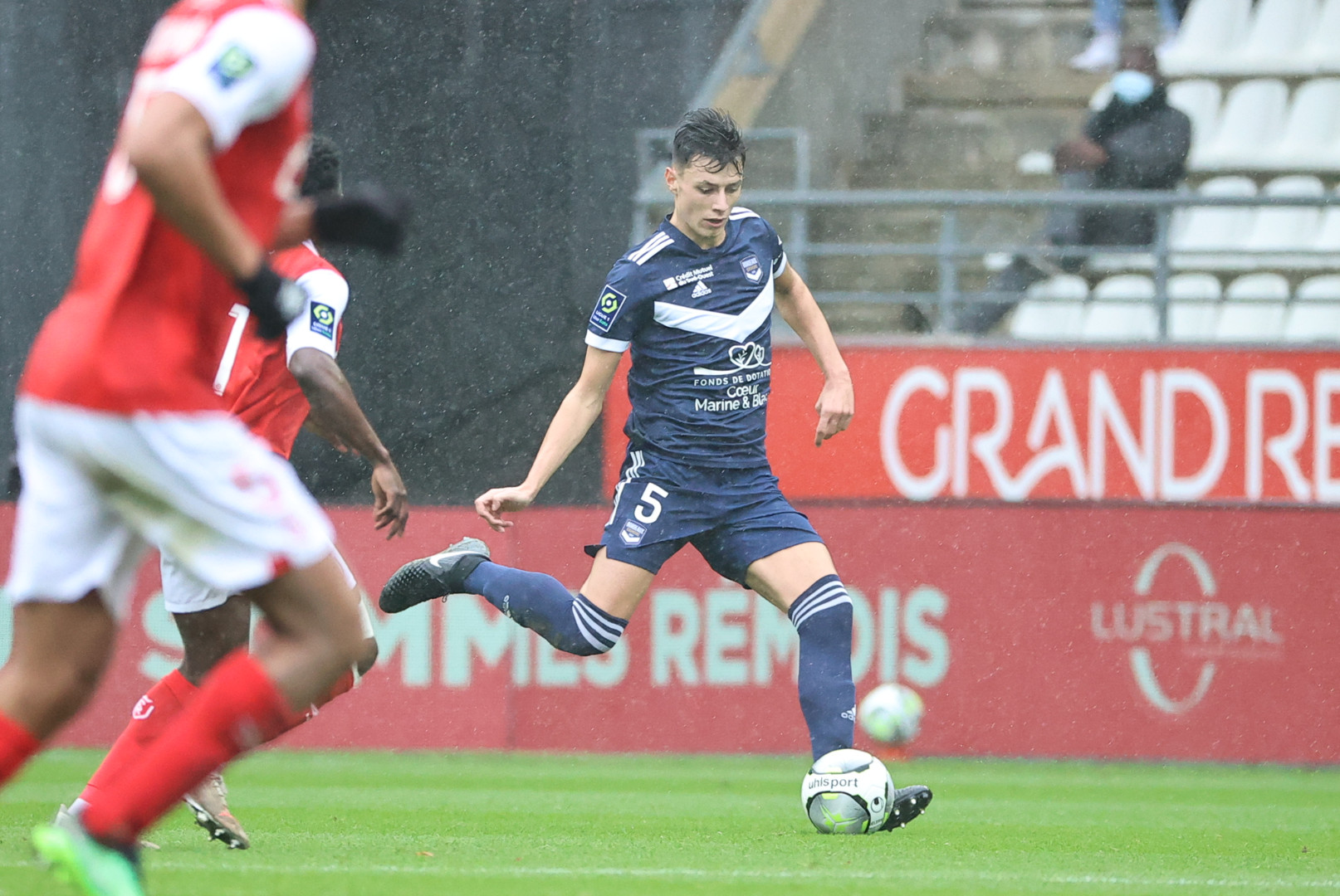 Ahmedhodžić debitovao za Bordeaux, ekipa primila pet pogodaka