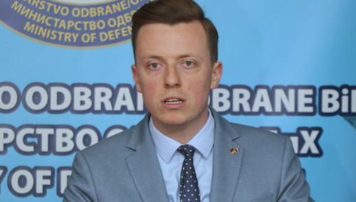Ahmetović: BiH je kao u nekom korzetu, više ne može disati