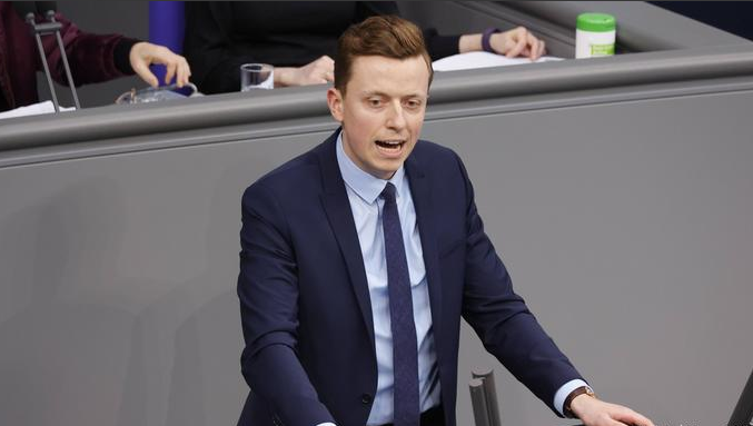 Ahmetović: Nikada ne bih prihvatio odluku Šmita