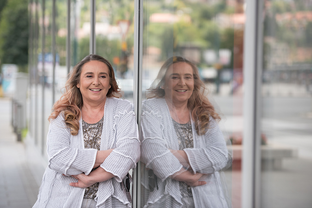 AIDA ČERKEZ - PISMO UKRAJINCIMA
