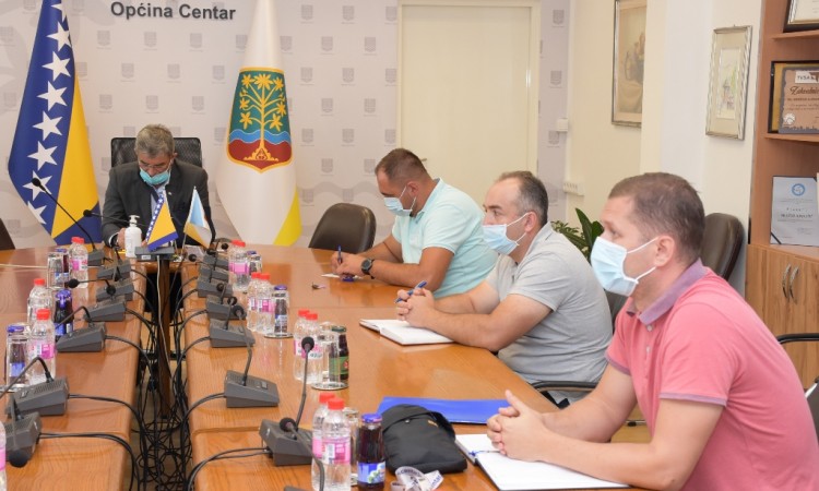 Ajnadžić s predstavnicima građana okupljenih oko inicijative 'Hastahana-park'