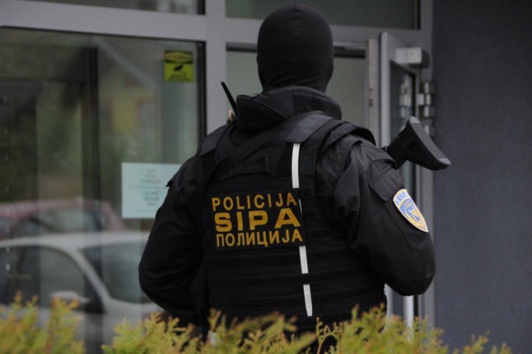 Akcija "Profit": Uhapšeno 14 osoba, oduzet novac, blokirani računi
