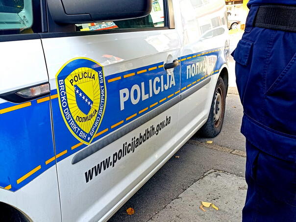 Akcija 'Saradnik': Dvije osobe lišene slobode zbog droge i oružja