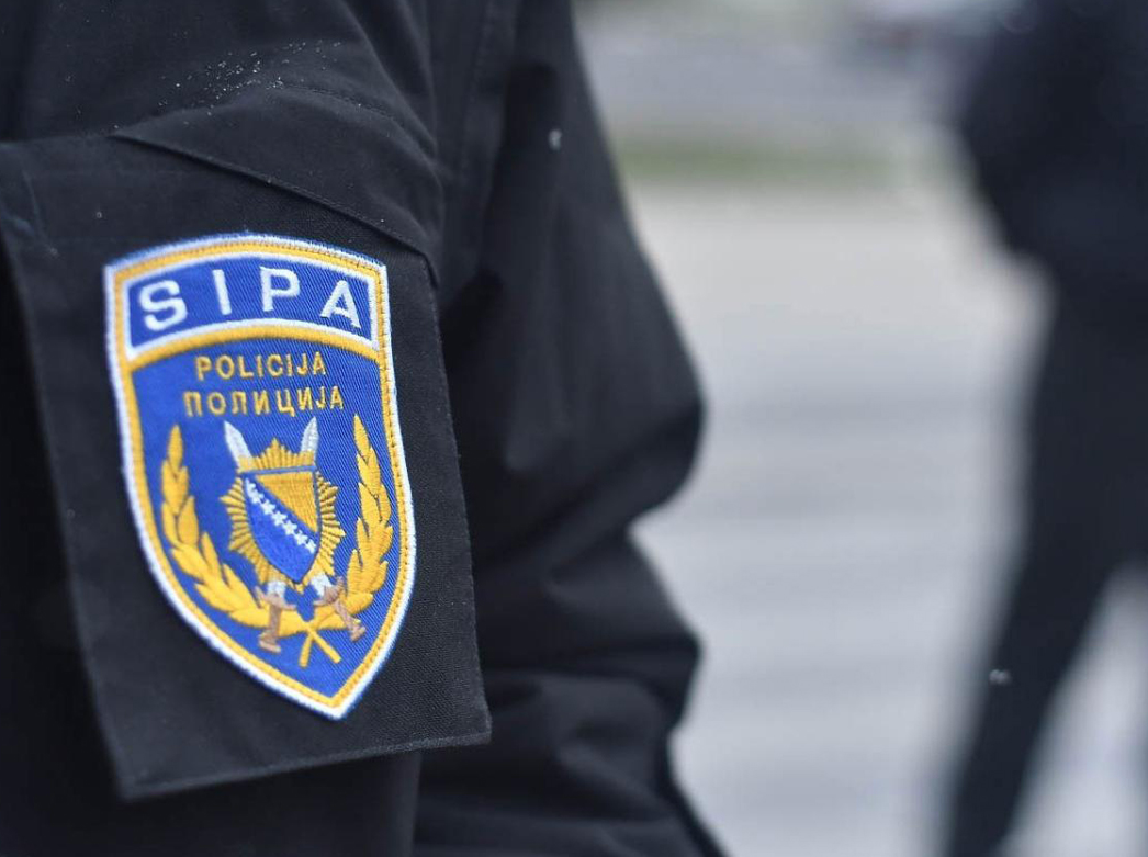 Akcija SIPA-e u RS-u: Kod uhapšenih carinika pronađeno 130.000 KM 