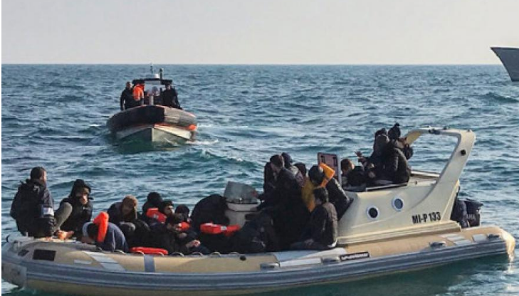 Akcija spašavanja migranata u Lamanšu, troje mrtvih i 43 spašenih