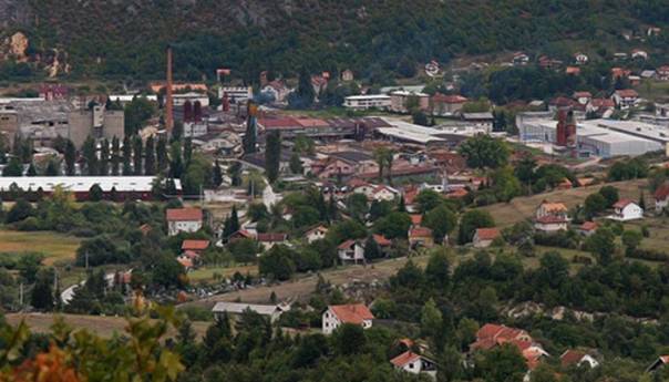 Aktivirana eksplozivna naprava kod hotela u Drvaru