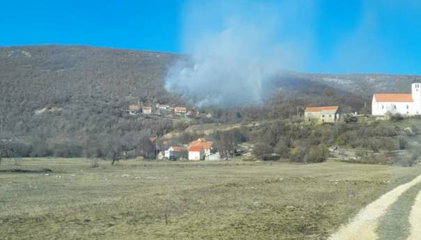 Aktivno više požara u Tomislavgradu