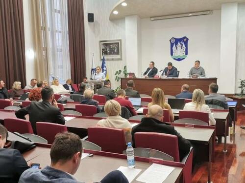 Alarmantan pad nataliteta u USK: Za 20 godina 55 posto manje rođene djece