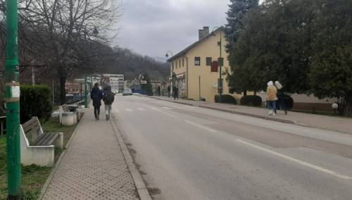 Alarmantno u BPK-a, od ponedjeljka đaci prelaze na online nastavu