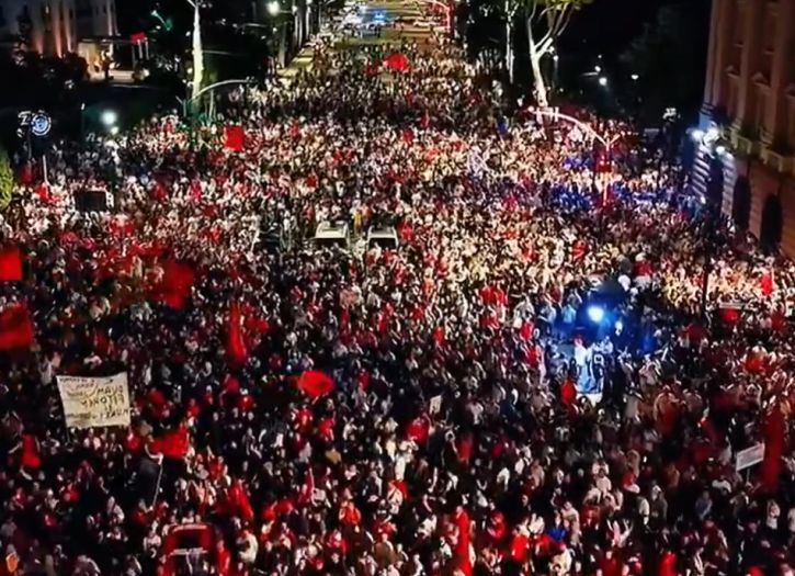 Albanci nastavljaju sa žestokim protestima: Odgovorila im Trumpova kćer