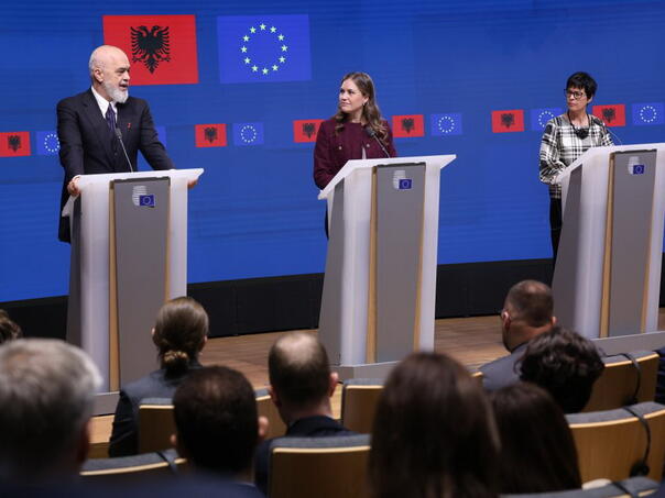 Albanija korak bliže EU: Otvoren i klaster 4