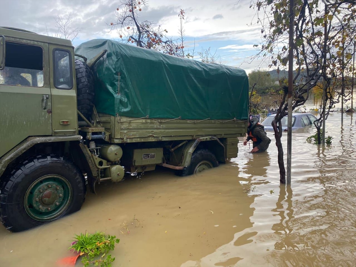 Albanija: U poplavama poginule dvije osobe