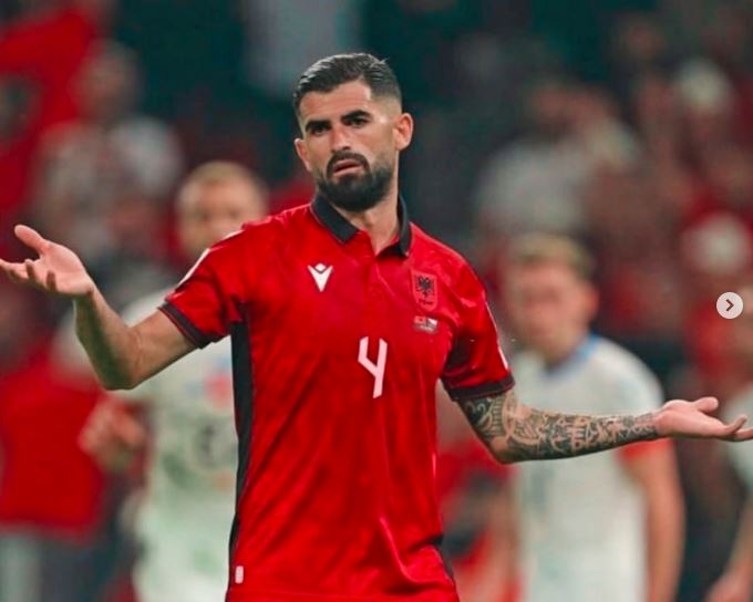 Albanskom fudbaleru izgorio automobil vrijednan 160 hiljada eura