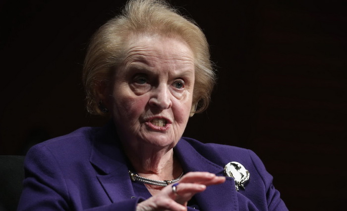 Albright: Suprotstaviti se negiranju genocida u Srebrenici
