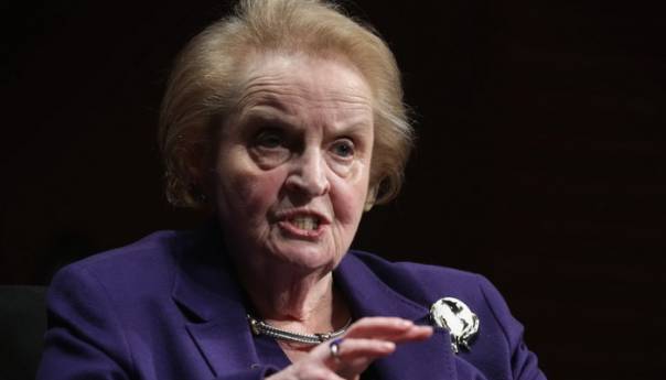 Albright: Suprotstaviti se negiranju genocida u Srebrenici