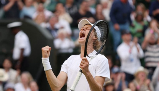 Alcaraz eliminisan sa Wimbledona, Sinner u četvrtfinalu